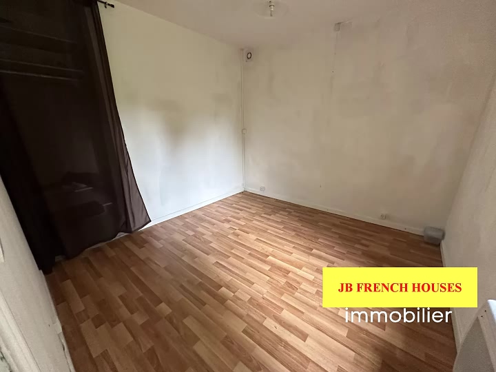 4 bed stone house for sale near Noth