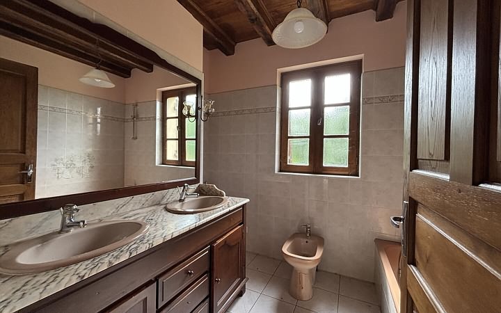 3 bed stone house for sale near Aubas