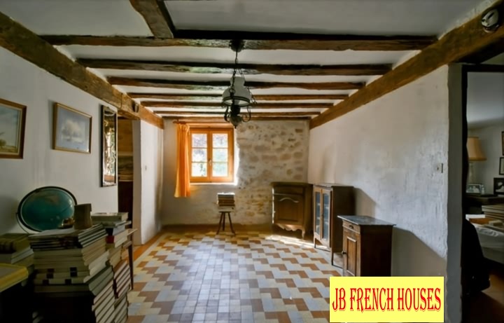 1 bed stone house for sale near SOUTH INDRE and SOUTH CHER and NORTH CREUSE