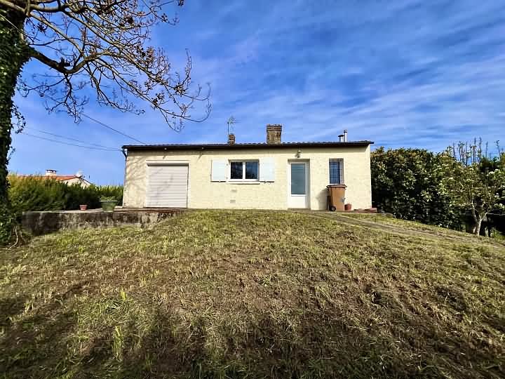 2 bed house for sale near Voissay