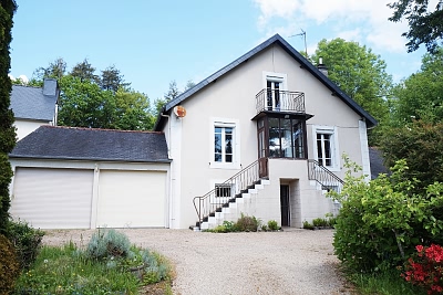 4 bed stone house for sale near Keraden