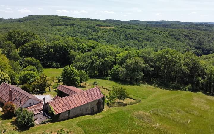 2 bed stone house for sale near Aubas