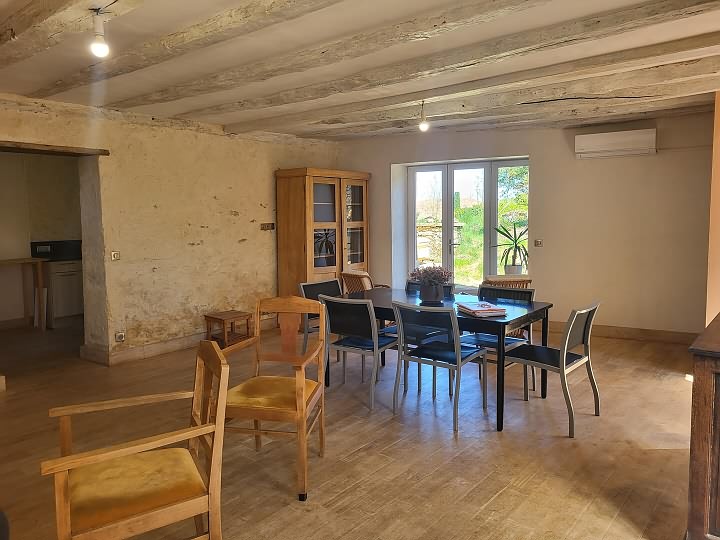 2 bed stone house for sale near Dordogne and Lot
