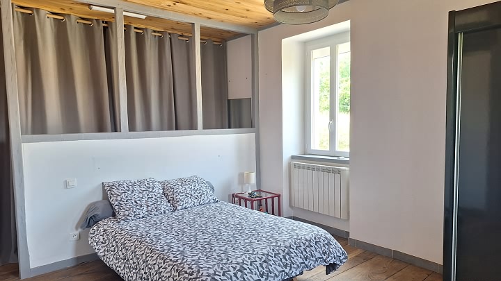 2 bed stone house for sale near Goulat