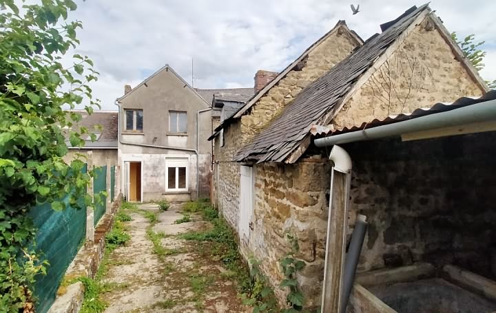 2 bed stone house for sale near Averton