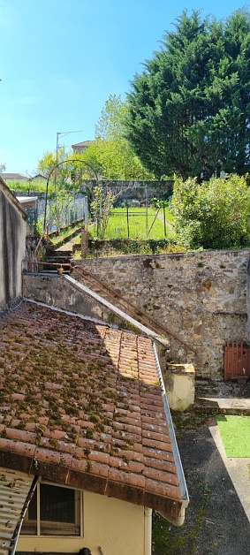 4 bed stone house for sale near Goulat