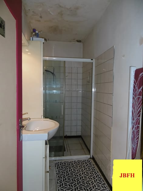 2 bed stone house for sale near Vienne And Haute Vienne