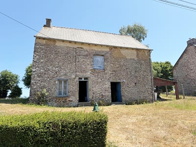 Stone house to renovate near Mohon