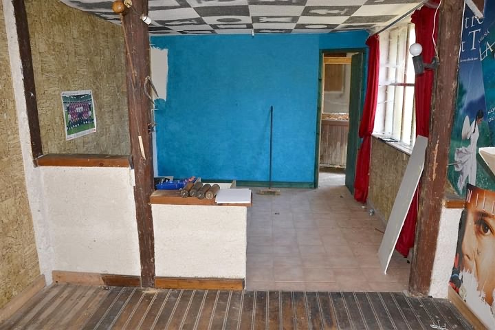 Stone house to renovate near Cisai Saint Aubin