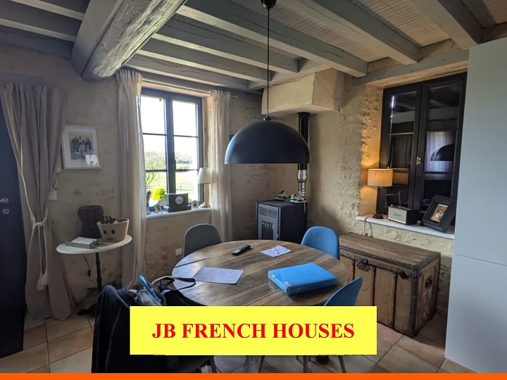 2 bed stone house for sale near Igé