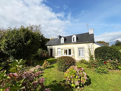 2 bed stone house for sale near Pays de Glazik