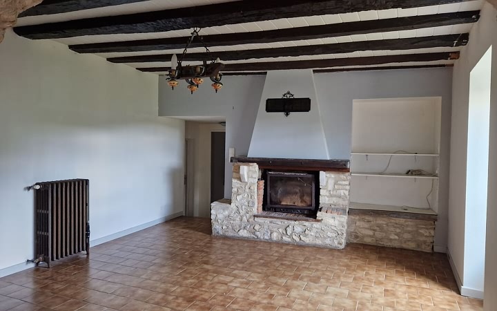 4 bed stone house for sale near Dordogne and Lot