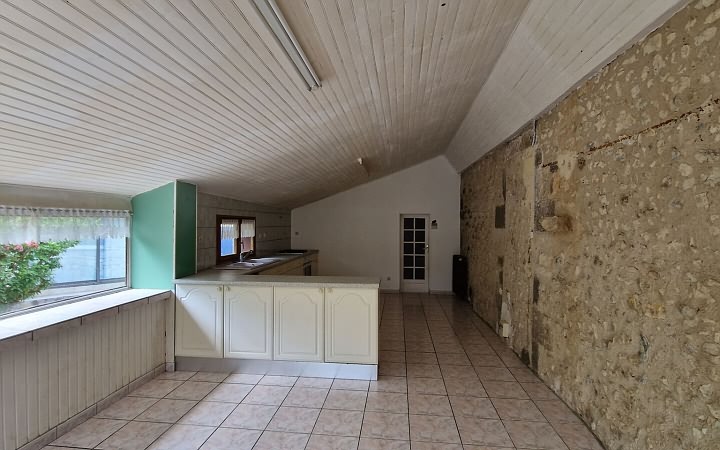 4 bed stone house for sale near Dordogne and Lot