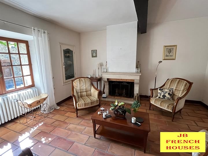 5 bed stone house for sale near Farebout