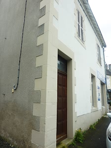 3 bed stone house for sale near Liglet