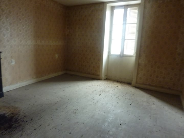 3 bed stone house for sale near Liglet