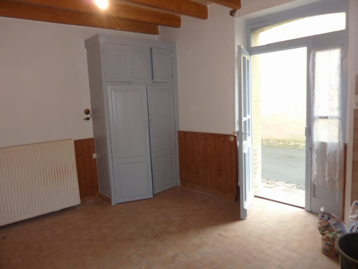 2 bed stone house for sale near Liglet