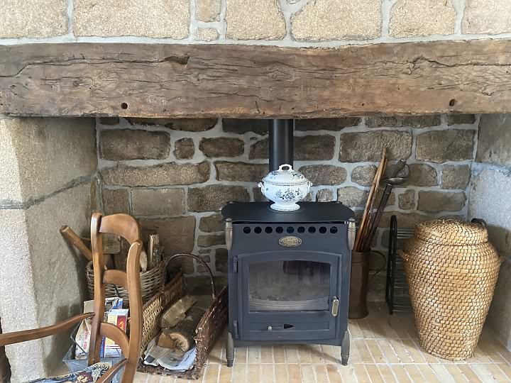 2 bed stone house for sale near Viam
