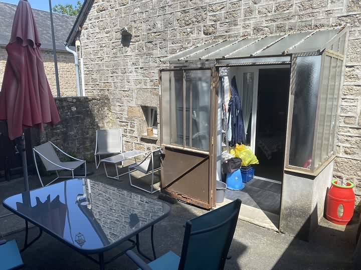 2 bed stone house for sale near Viam