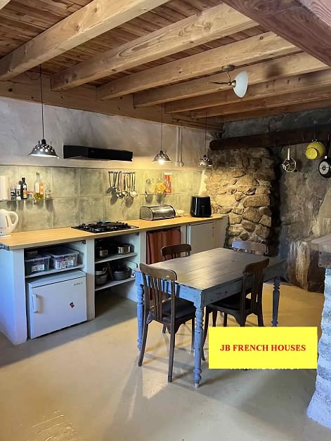 2 bed stone house for sale near Farges