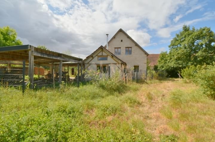 4 bed stone house for sale near SOUTH INDRE and SOUTH CHER and NORTH CREUSE