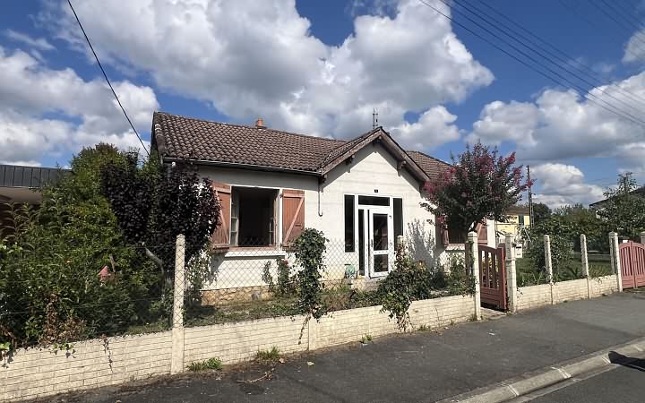 3 bed stone house for sale near Aubas