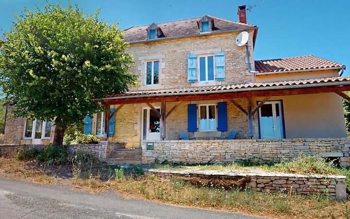 5 bed stone house for sale near Aubas