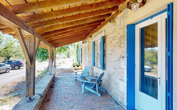 5 bed stone house for sale near Aubas