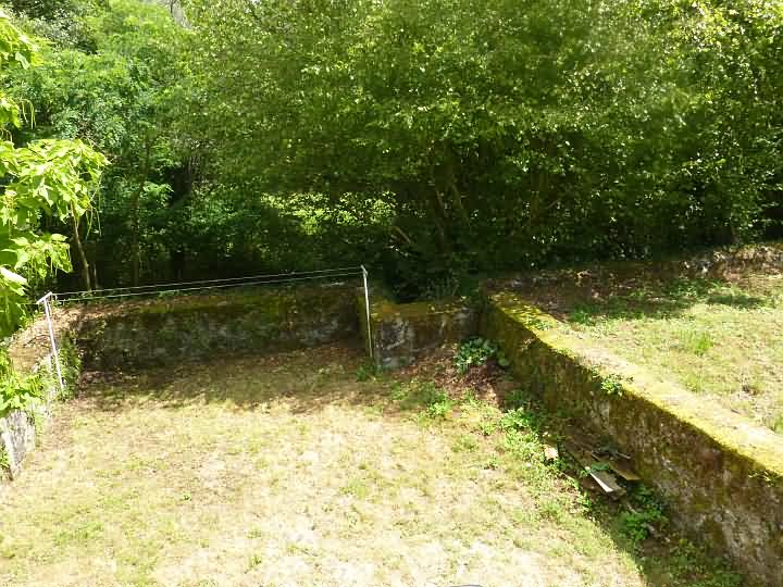 2 bed stone house for sale near Liglet