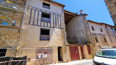 Stone house to renovate near Goulat