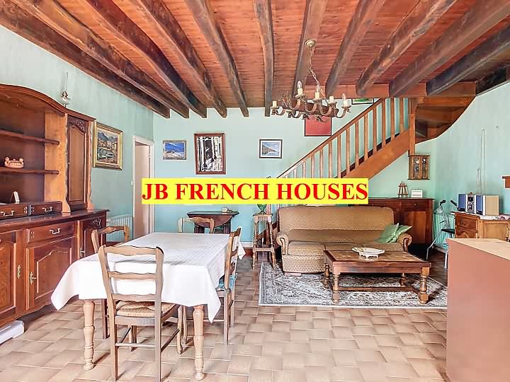3 bed stone house for sale near Loutehel