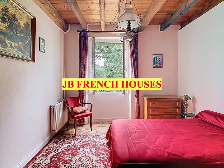 3 bed stone house for sale near Loutehel