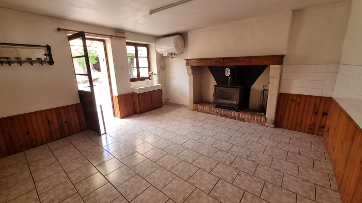 3 bed stone house for sale near Goulat