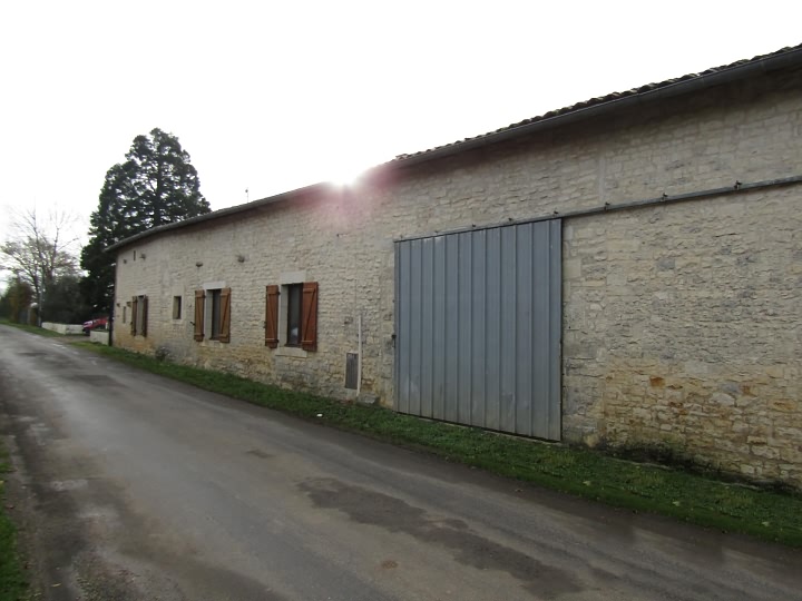 3 bed stone house for sale near Ardilleux