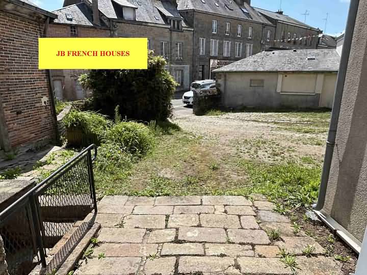 2 bed stone house for sale near Lesbois
