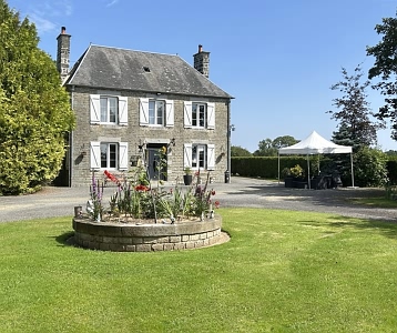 3 bed stone cottage for sale near Tréprel