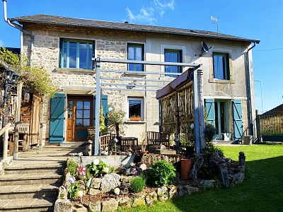 6 bed stone house for sale near Bujaleuf