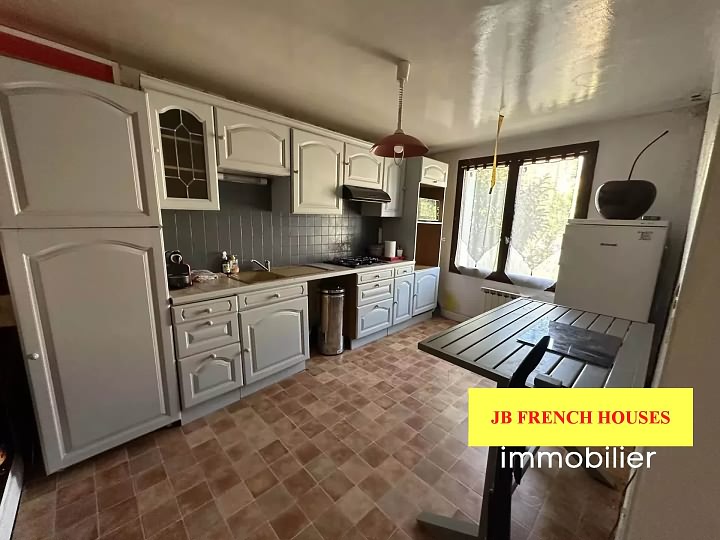 2 bed stone house for sale near Noth
