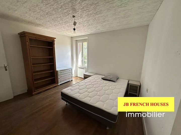 2 bed stone house for sale near Noth