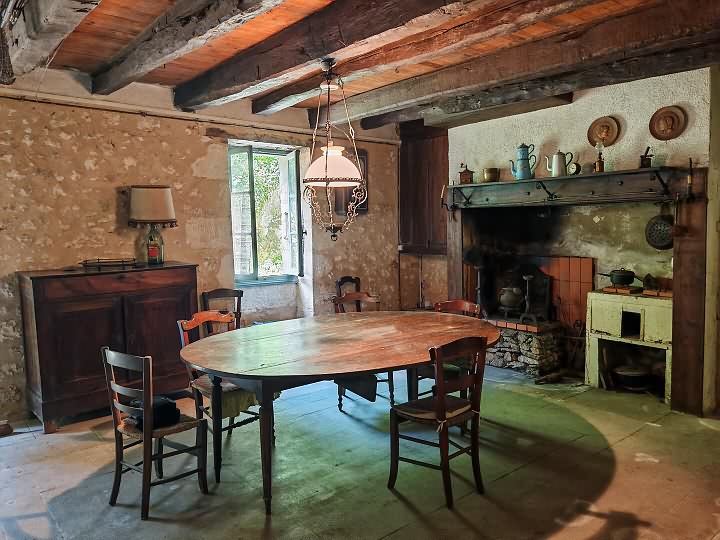 3 bed stone house for sale near Dordogne and Lot