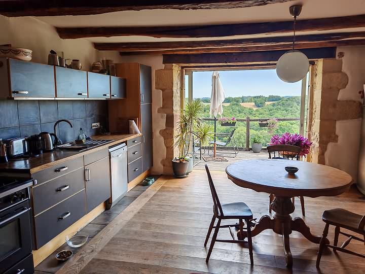4 bed stone house for sale near Dordogne and Lot