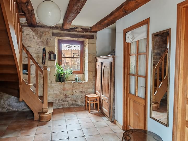 4 bed stone house for sale near Dordogne and Lot