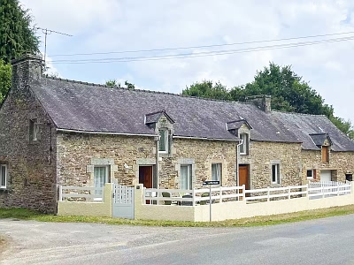 4 bed stone house for sale near Caribet