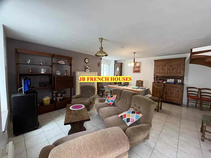 4 bed stone house for sale near Caribet