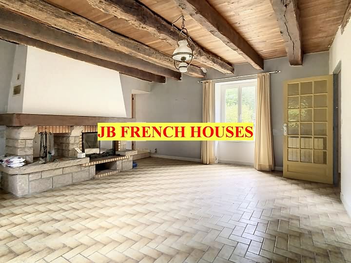 2 bed stone house for sale near Mohon