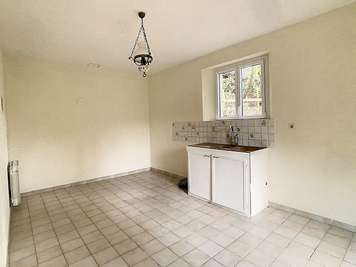 2 bed stone house for sale near Mohon