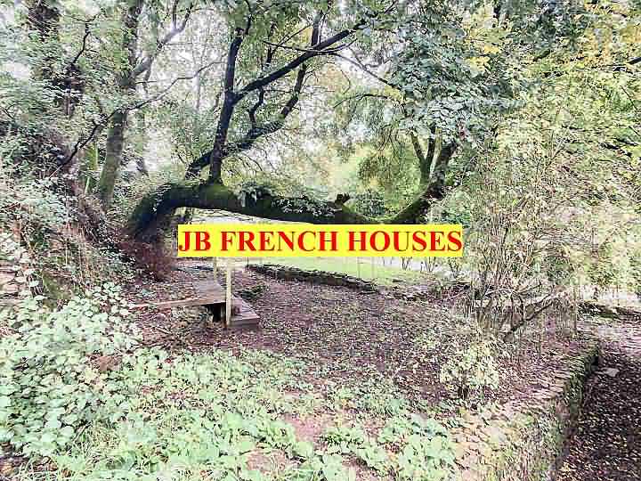2 bed stone house for sale near Mohon