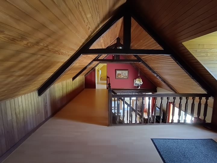 Stone longère de 4 chambres à vendre près de Bothoa