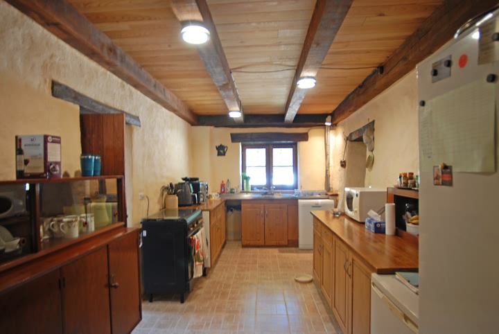 3 bed stone house for sale near Vanxains