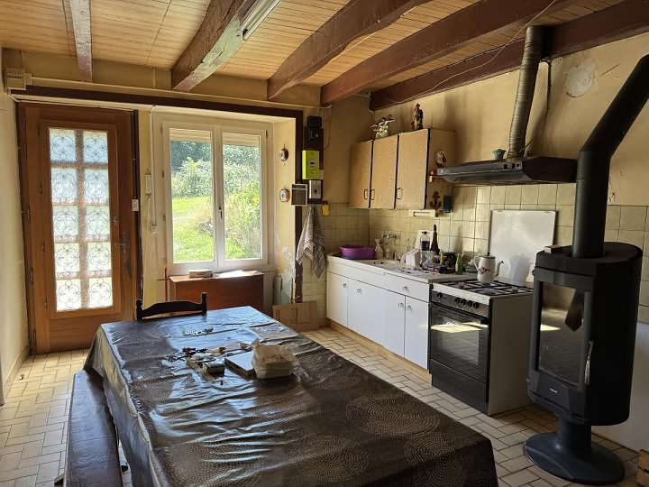 6 bed stone longère for sale near Saint Vran